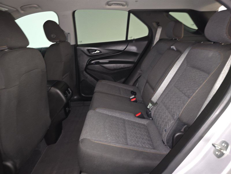 Used 2022 Chevrolet Equinox LT w/ Driver Convenience Package image 10