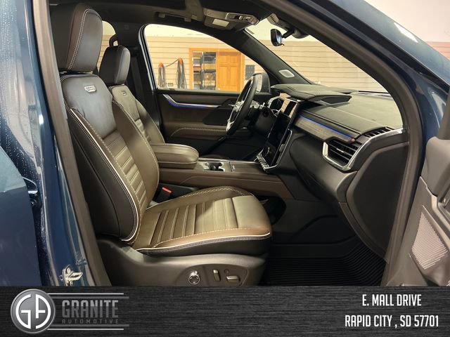 Used 2026 GMC Acadia Denali Ultimate w/ LPO, Floor Liner Package image 34