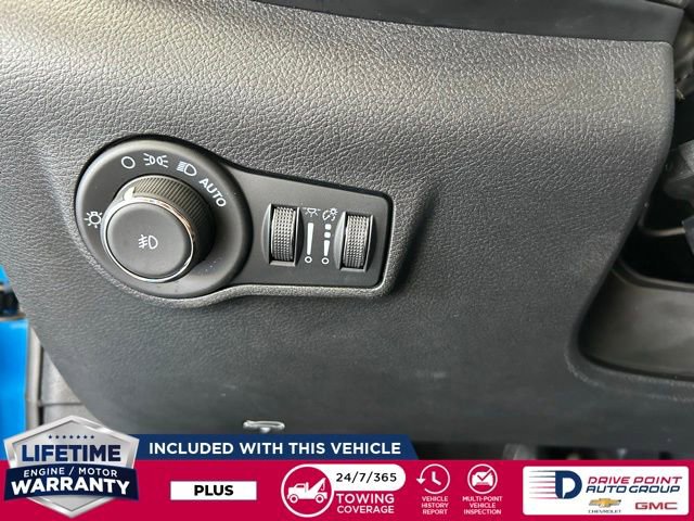 Used 2025 Jeep Compass Trailhawk image 21