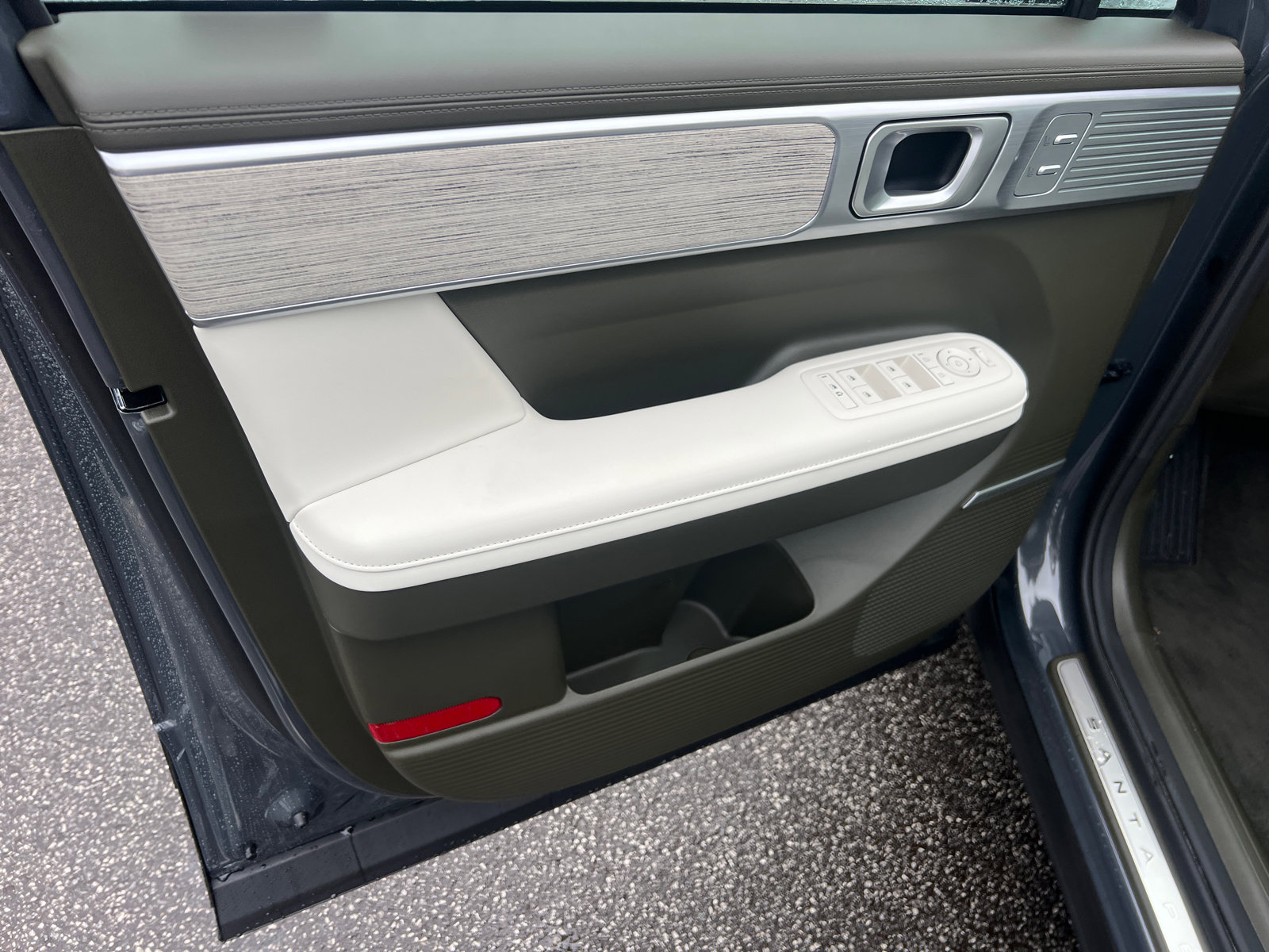 New 2025 Hyundai Santa Fe Calligraphy image 12