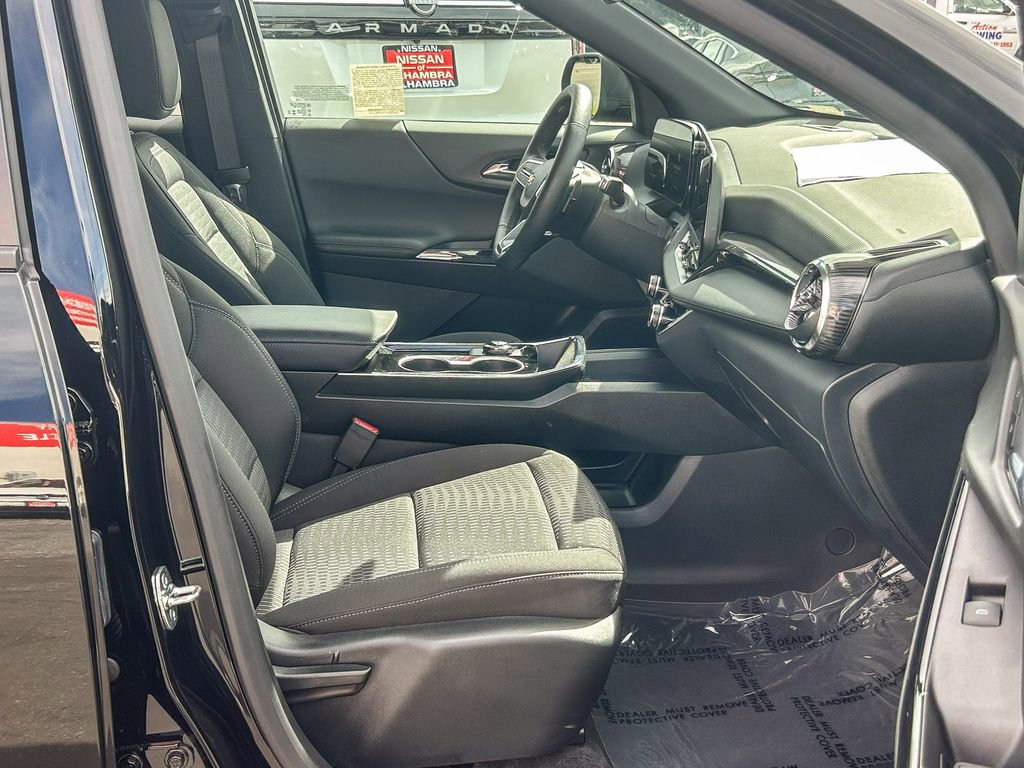 Used 2026 Chevrolet Equinox LT image 17