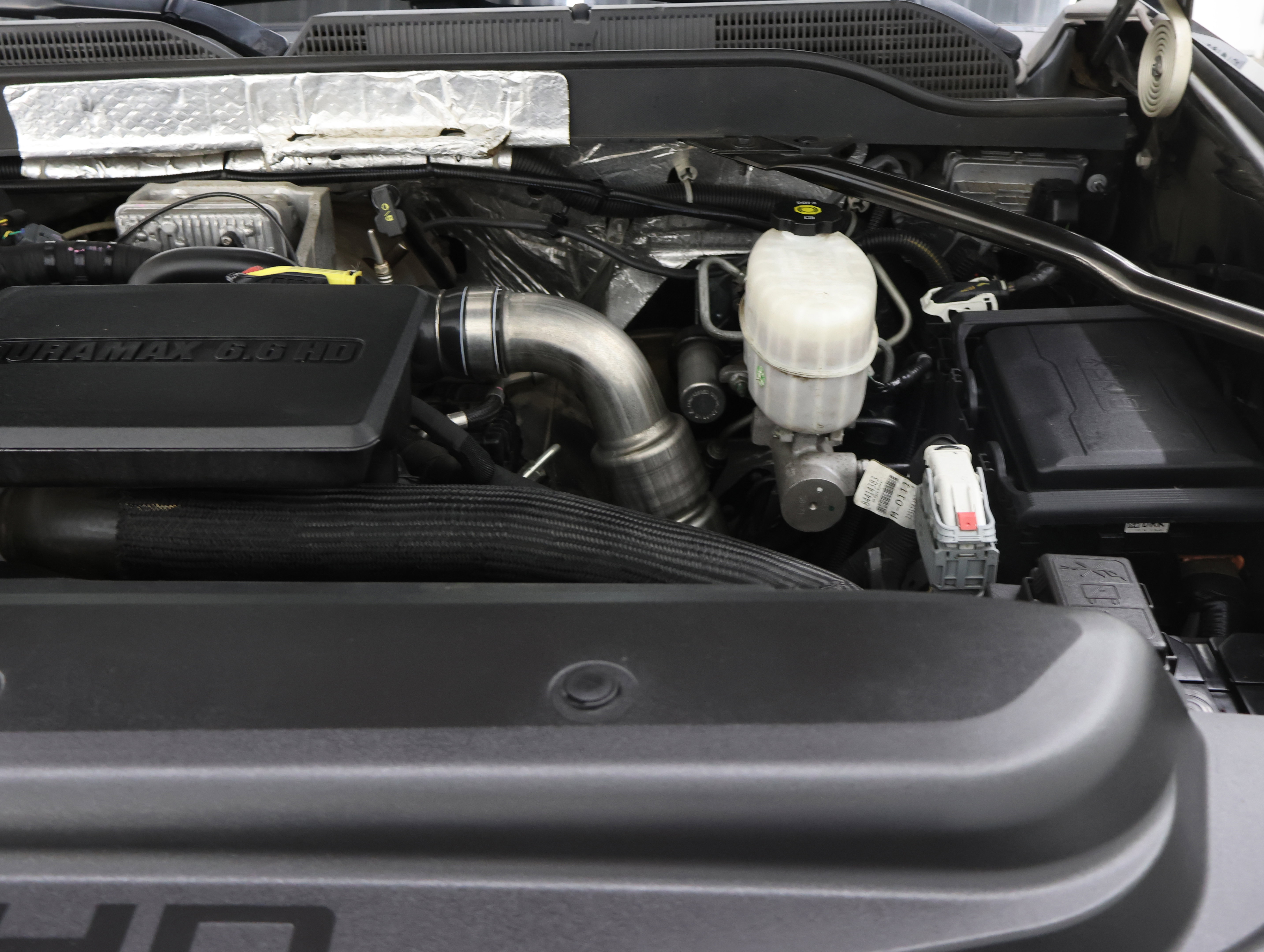 Used 2018 Chevrolet Silverado 2500 LTZ w/ Duramax Plus Package AWD/4WD image 17