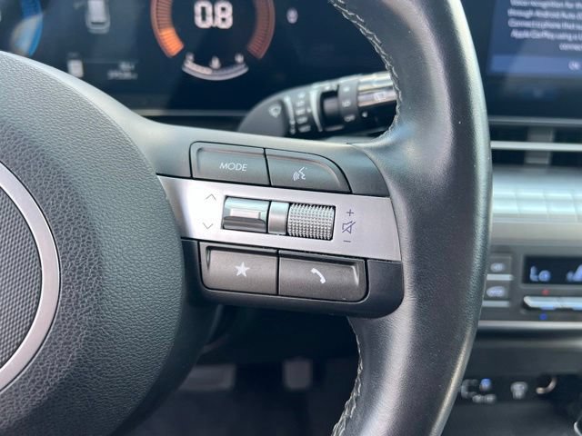 Used 2025 Hyundai Kona SEL FWD image 15