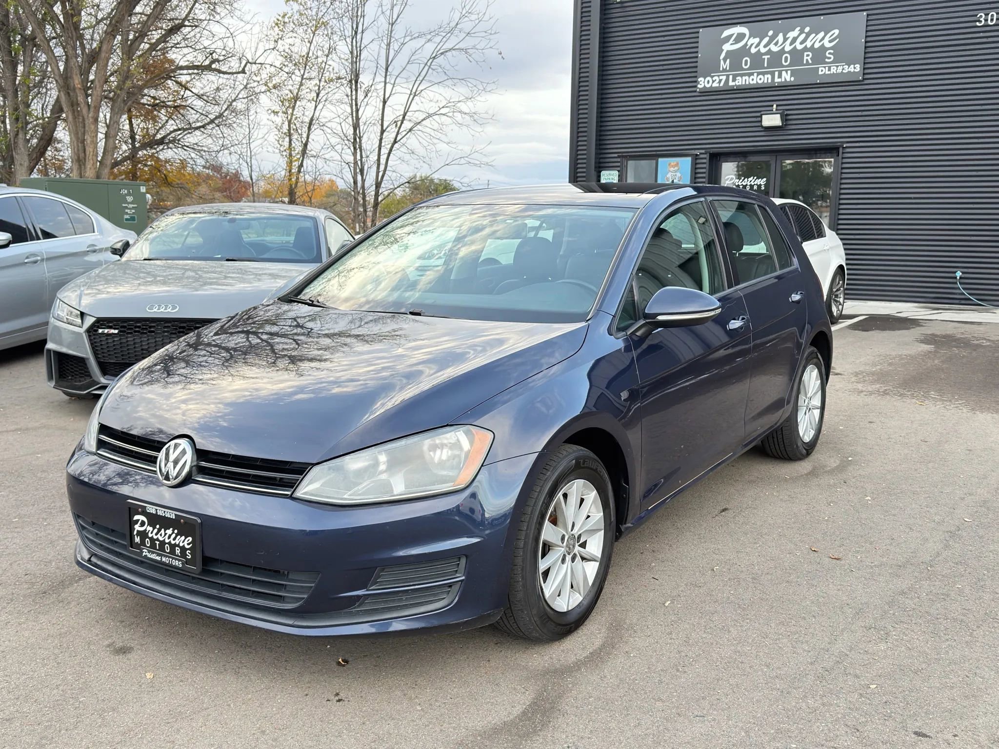 Used 2015 Volkswagen Golf S image 1