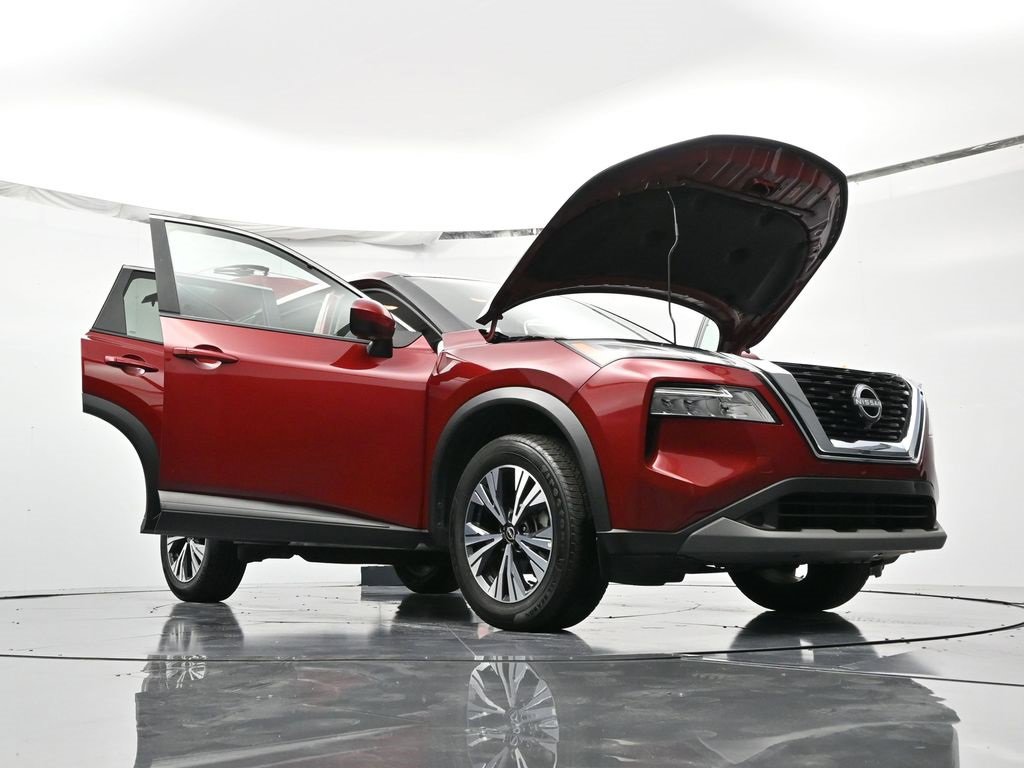 Used 2023 Nissan Rogue SV image 50