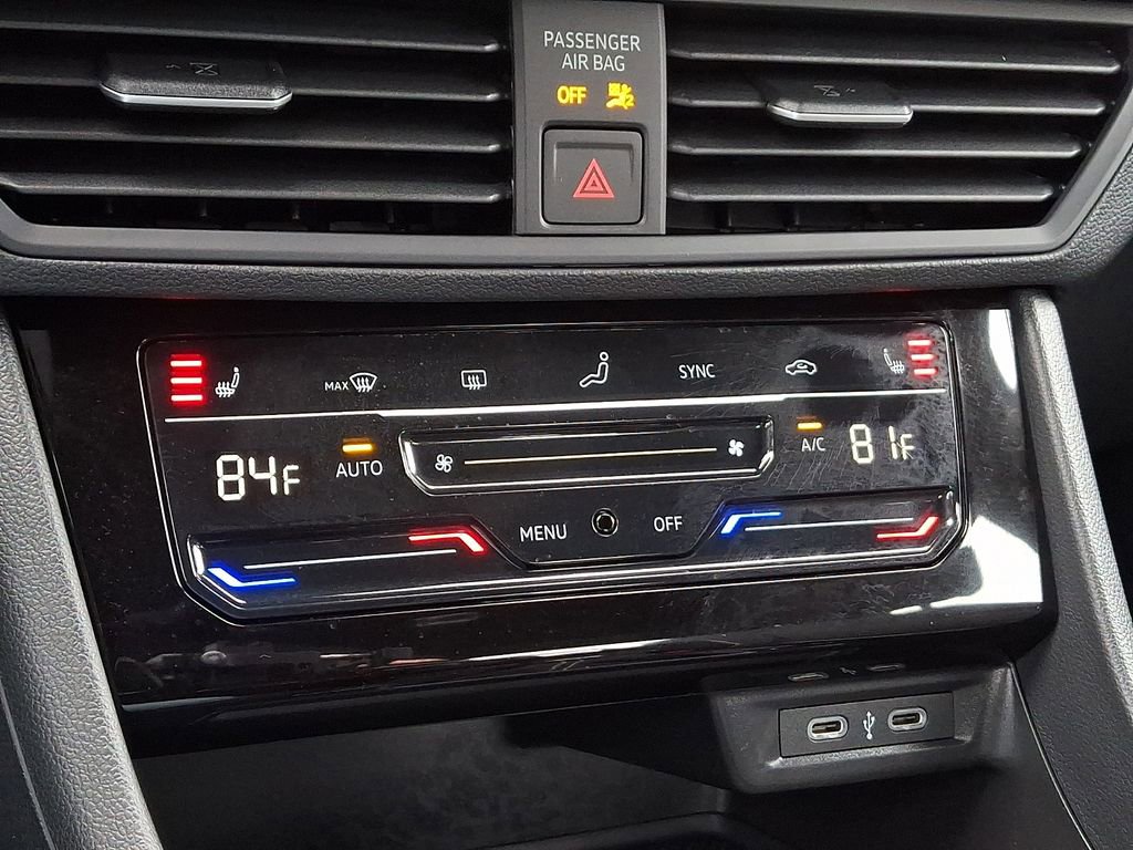 Certified 2025 Volkswagen Jetta Sport image 15