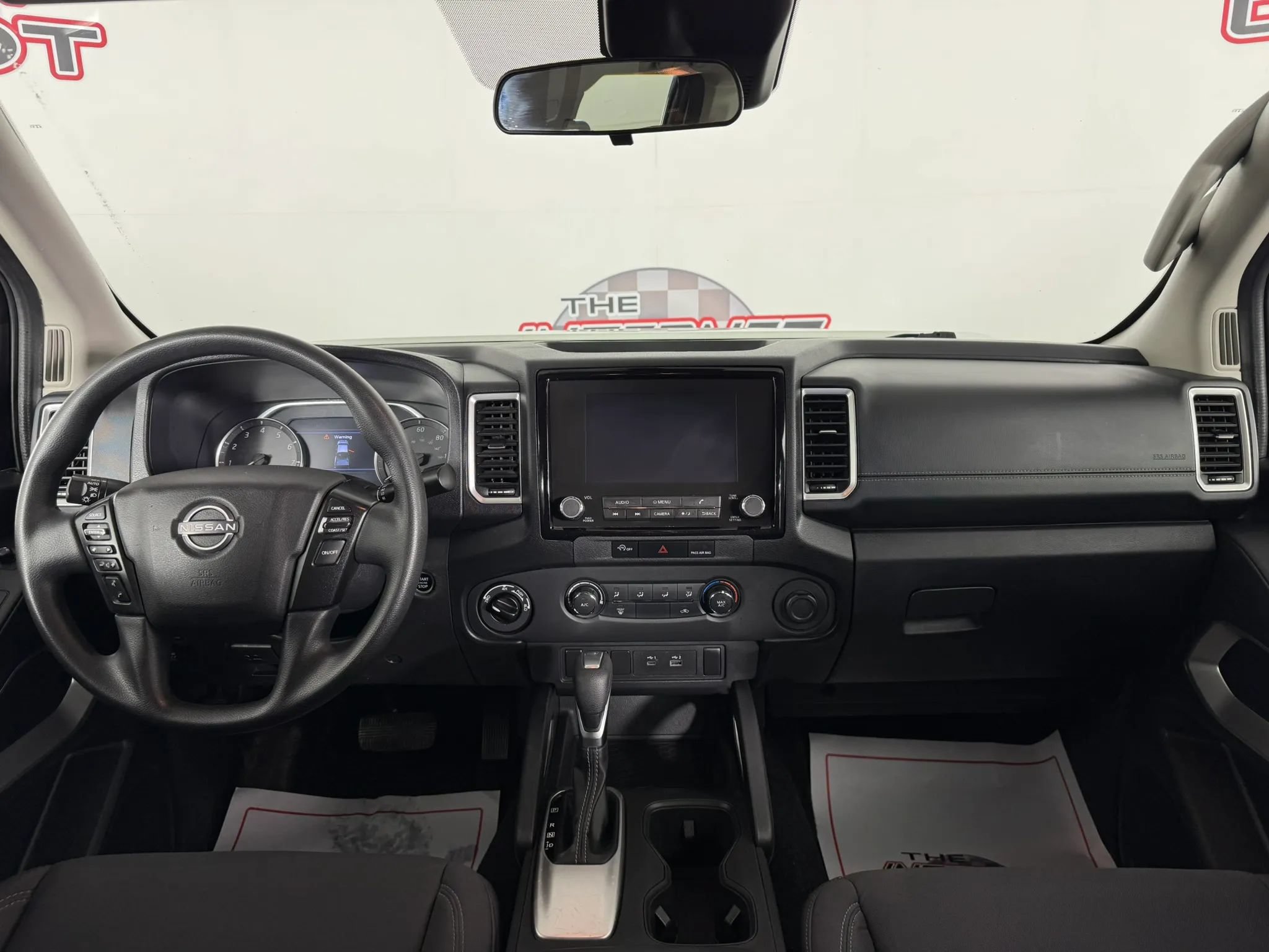 Used 2023 Nissan Frontier SV AWD/4WD image 11