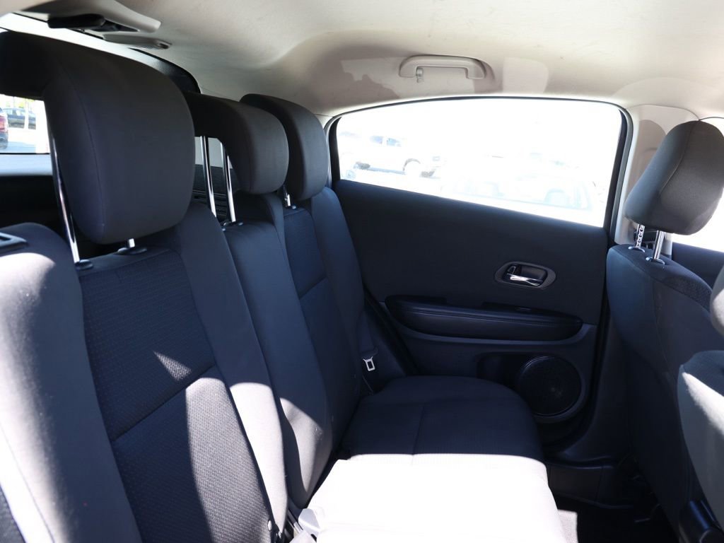 Used 2022 Honda HR-V LX image 18