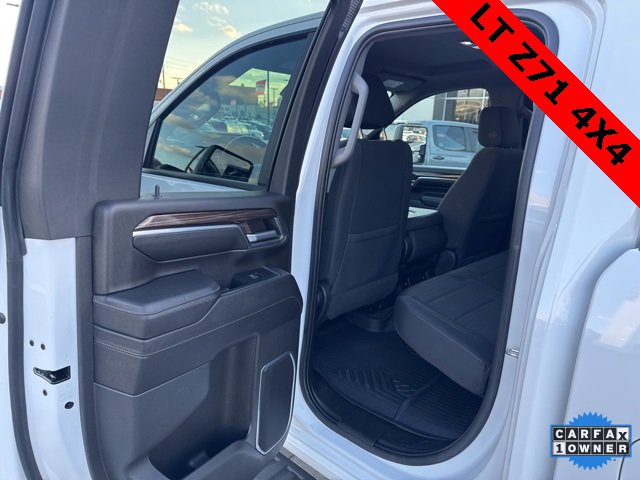 Used 2024 Chevrolet Silverado 2500 LT w/ Z71 Off-Road Package image 15