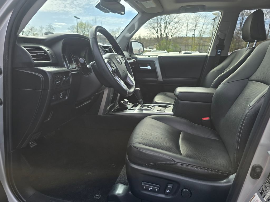 Used 2021 Toyota 4Runner Limited image 15