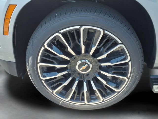 New 2026 Chevrolet Suburban High Country AWD/4WD image 16