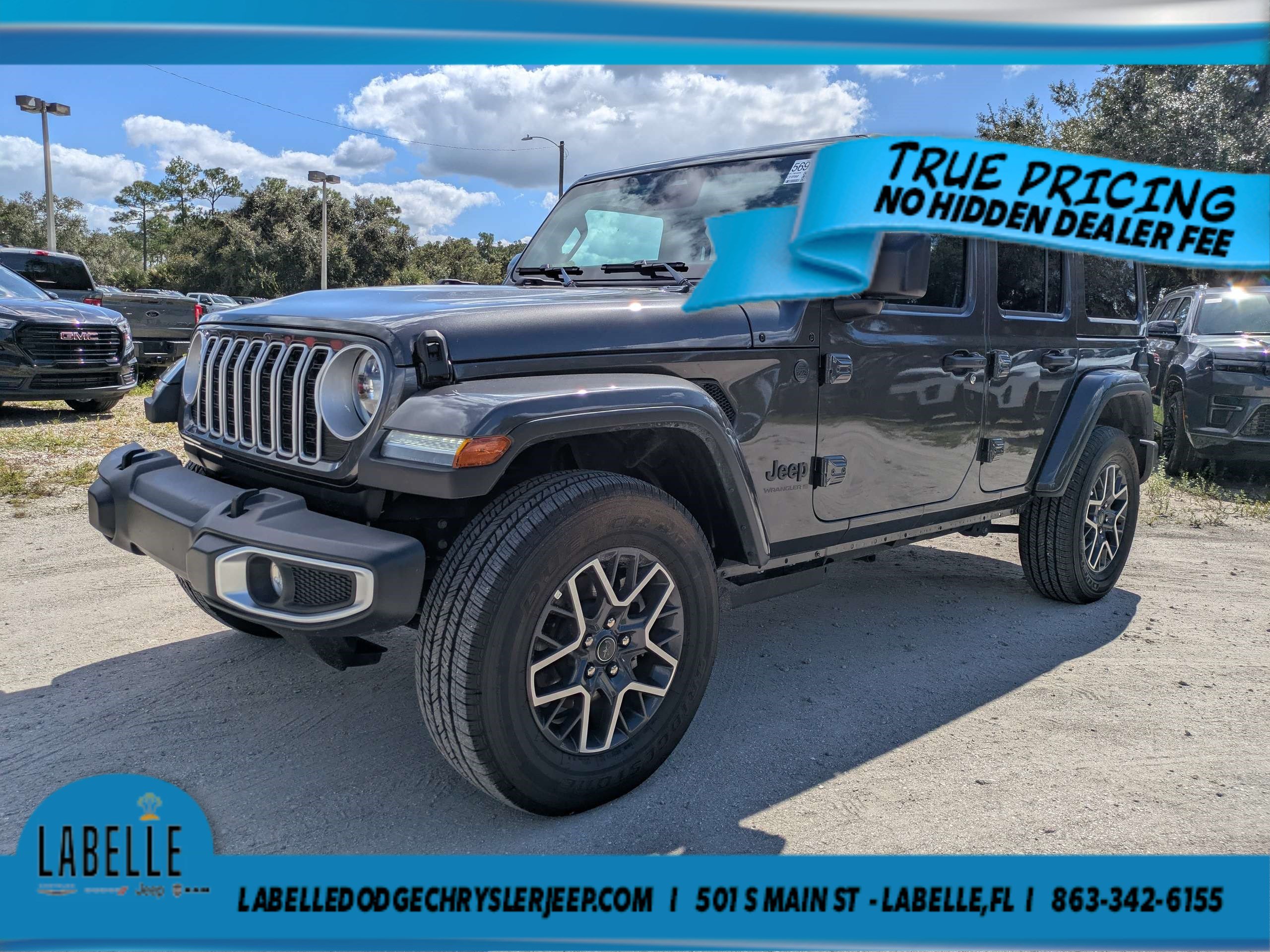 Used 2026 Jeep Wrangler Unlimited Sahara AWD/4WD image 6