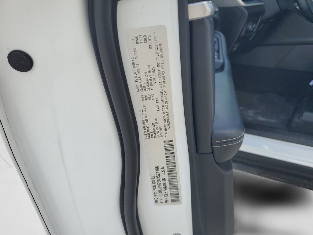 Used 2022 Jeep Grand Cherokee L Limited image 29