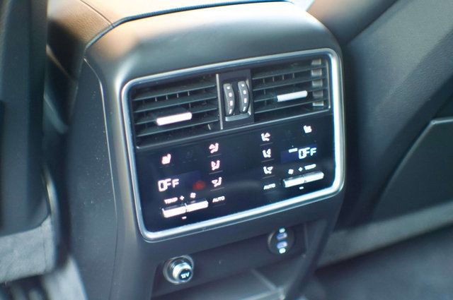Used 2021 Porsche Cayenne S AWD/4WD image 46