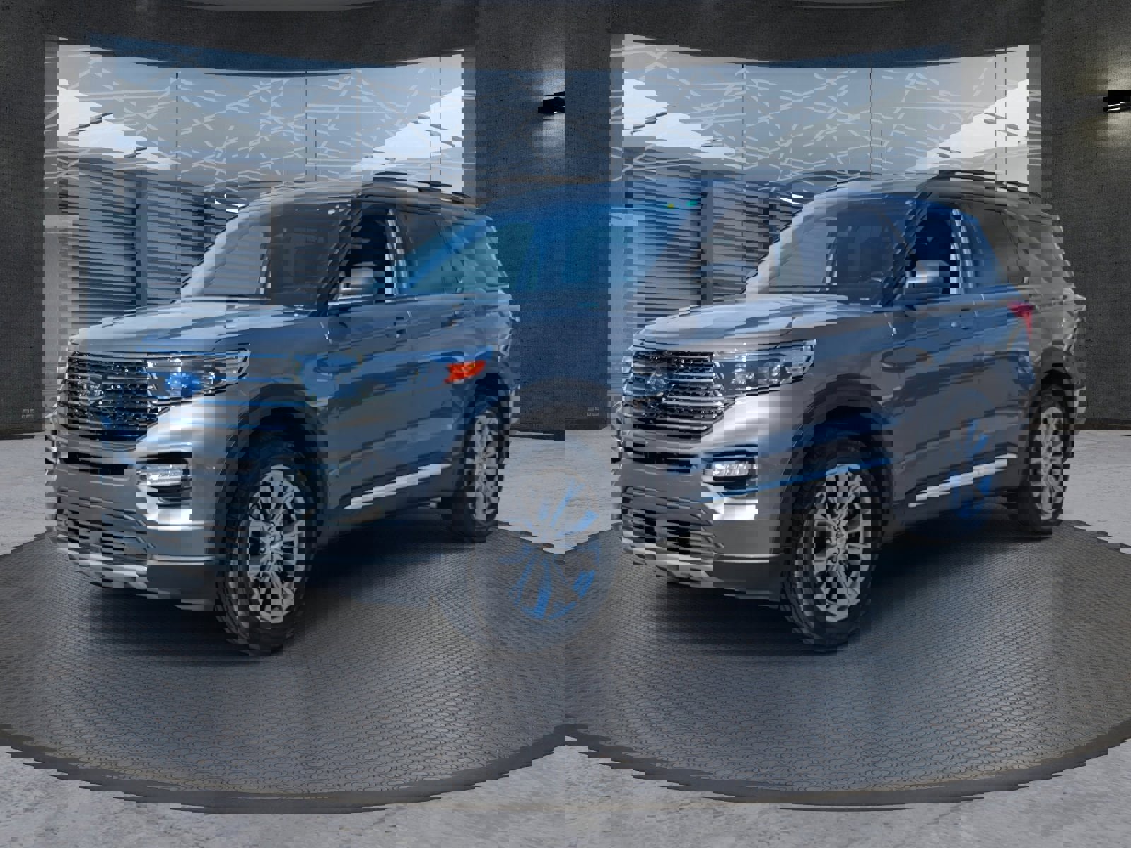 Used 2021 Ford Explorer XLT w/ Equipment Group 202A image 2