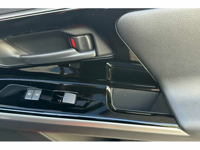 New 2025 Subaru Solterra w/ Limited Package image 20