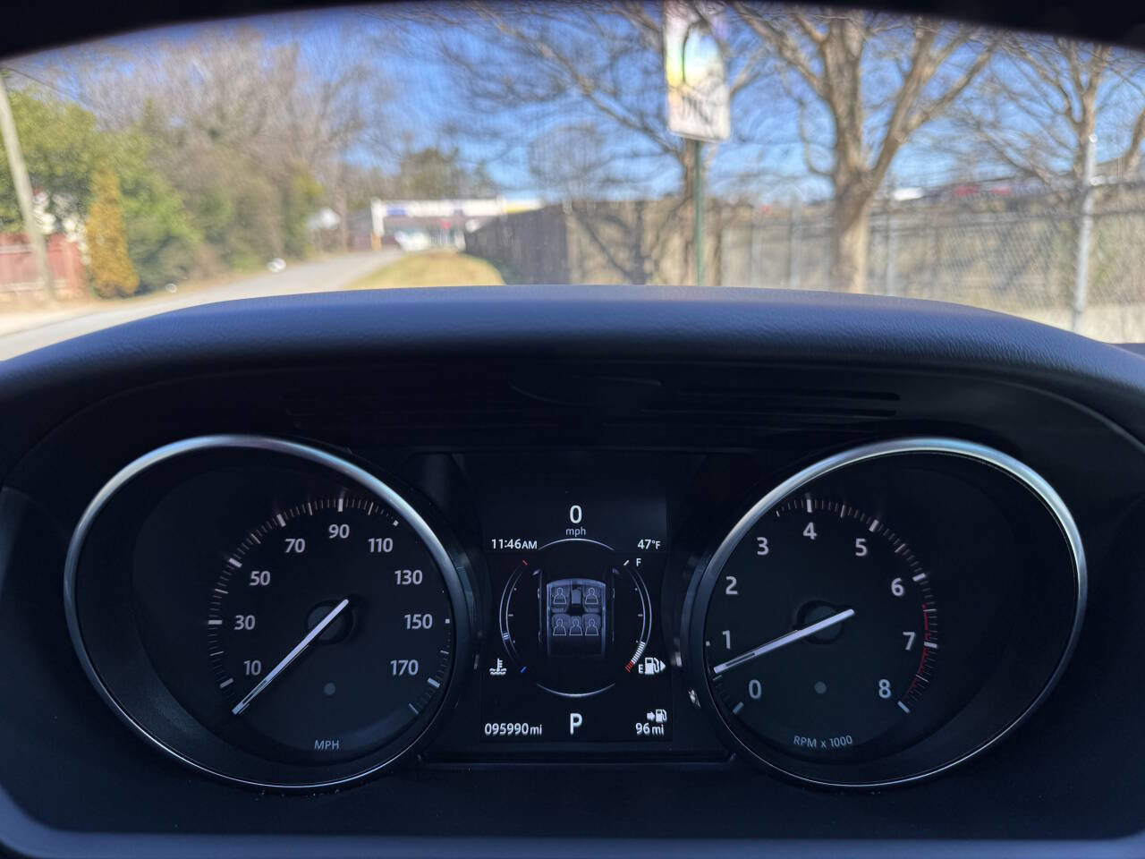 Used 2016 Land Rover Range Rover Sport SE image 22