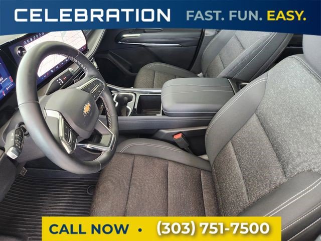 Certified 2025 Chevrolet Traverse LT w/ Sun and Wheel Package image 12