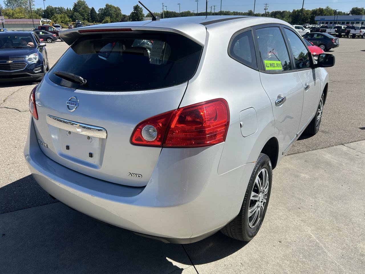Used 2013 Nissan Rogue S AWD/4WD image 5