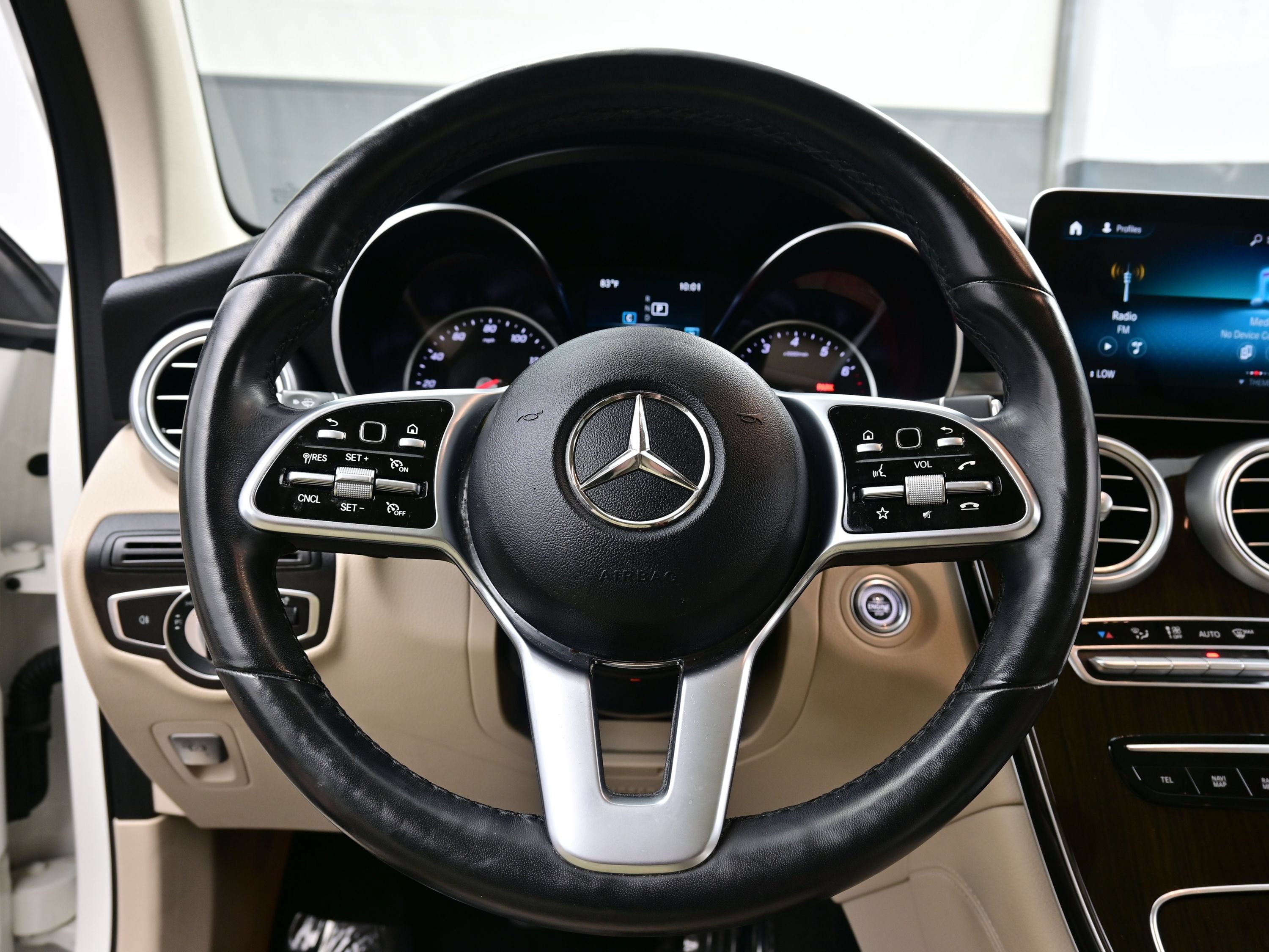 Used 2021 Mercedes-Benz GLC 300 image 23