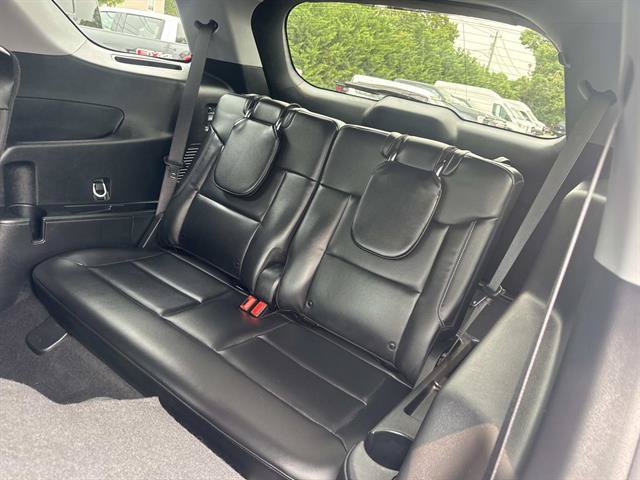 Certified 2023 Ford Explorer XLT w/ Equipment Group 202A AWD/4WD image 32