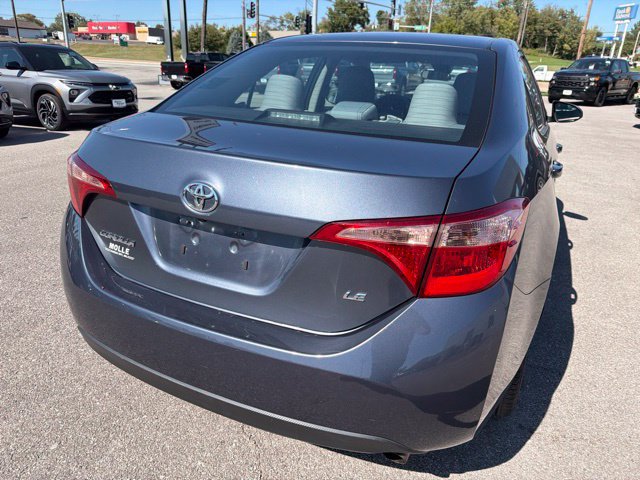 Used 2017 Toyota Corolla LE w/ Carpet Mat Package (TMS) FWD image 17