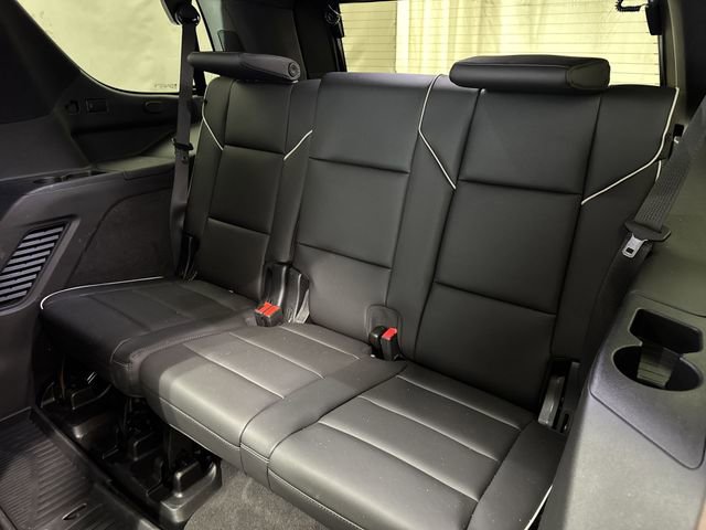 Used 2024 Cadillac Escalade Sport w/ LPO, ONYX Package AWD/4WD image 15