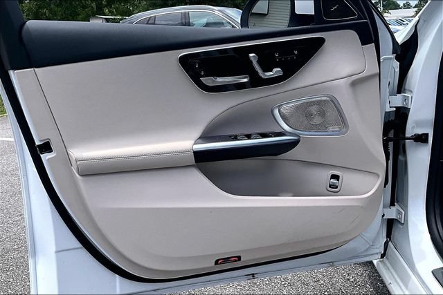 New 2025 Mercedes-Benz C 300 Sedan image 13