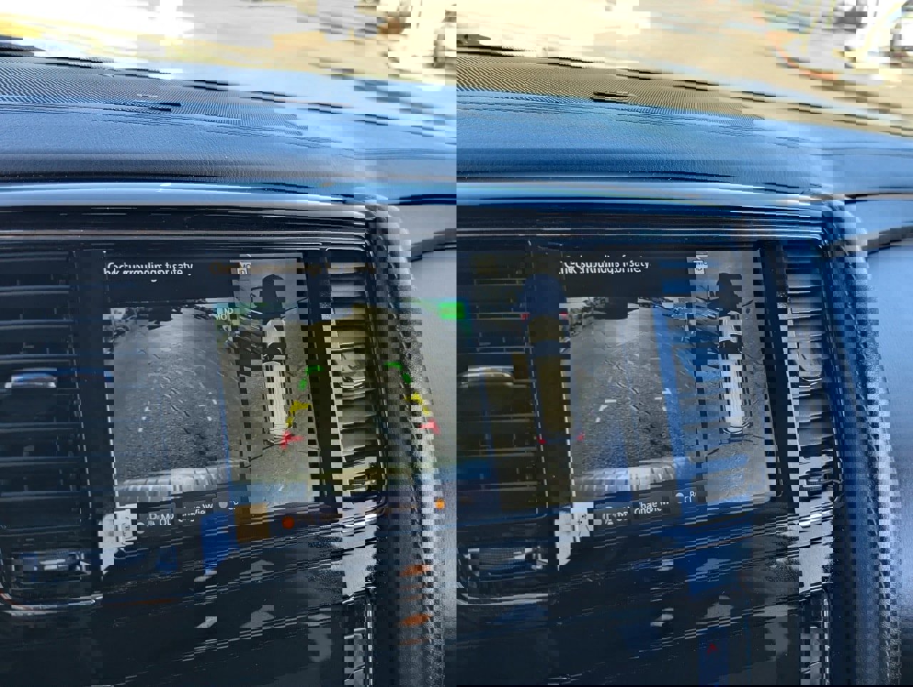 Used 2021 INFINITI QX80 Luxe image 29