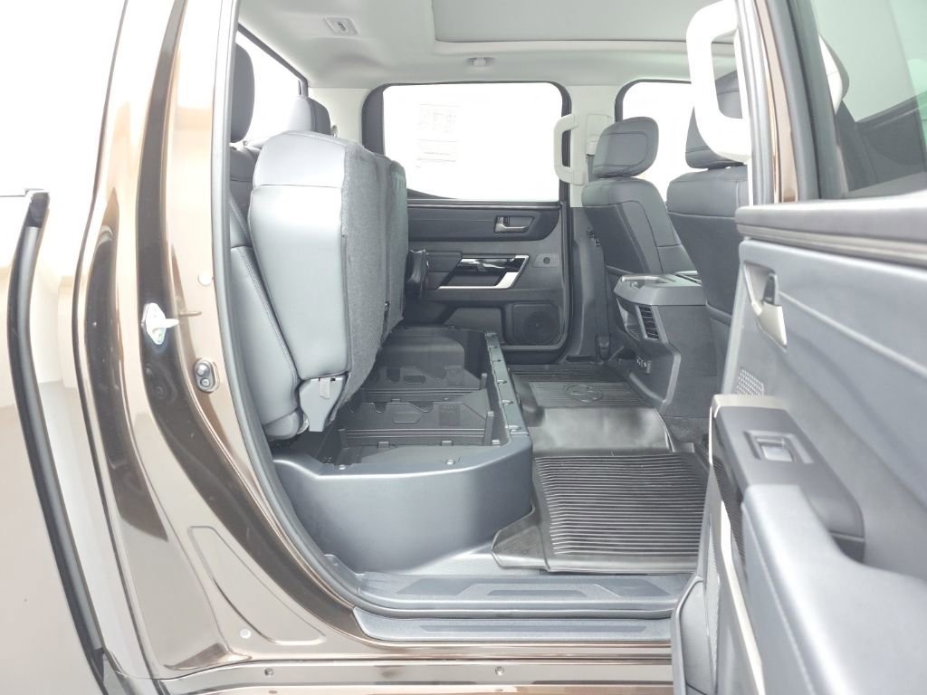 Used 2024 Toyota Tundra Limited AWD/4WD image 50
