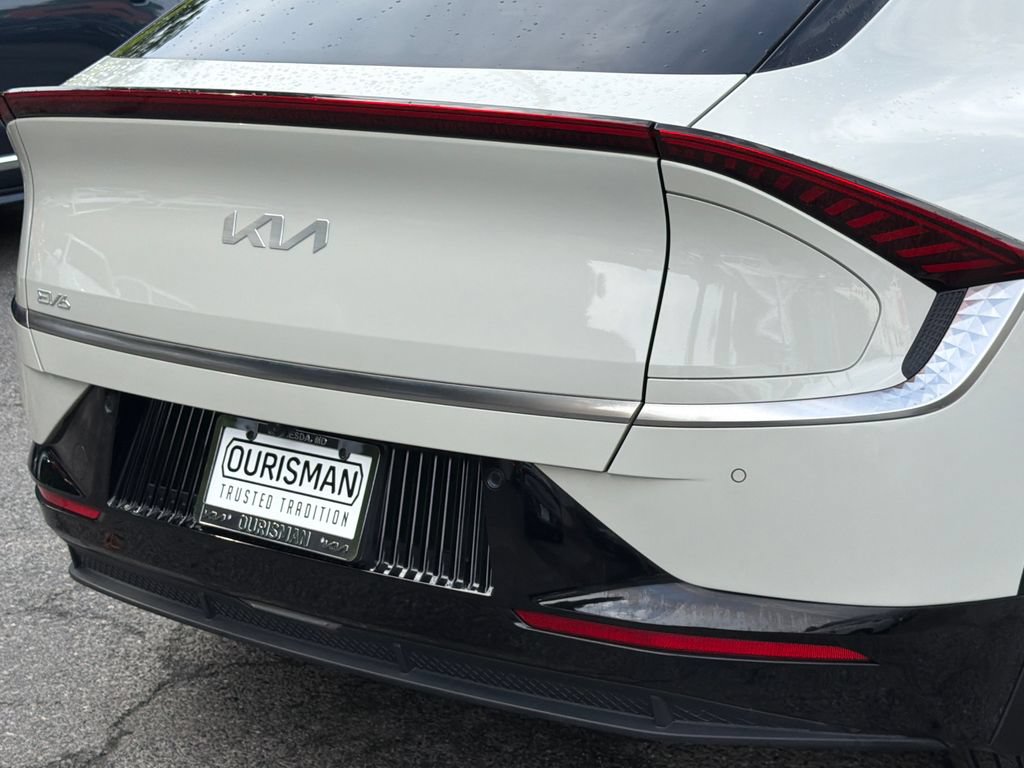 Certified 2023 Kia EV6 Wind w/ Wind Technology Package AWD/4WD image 5