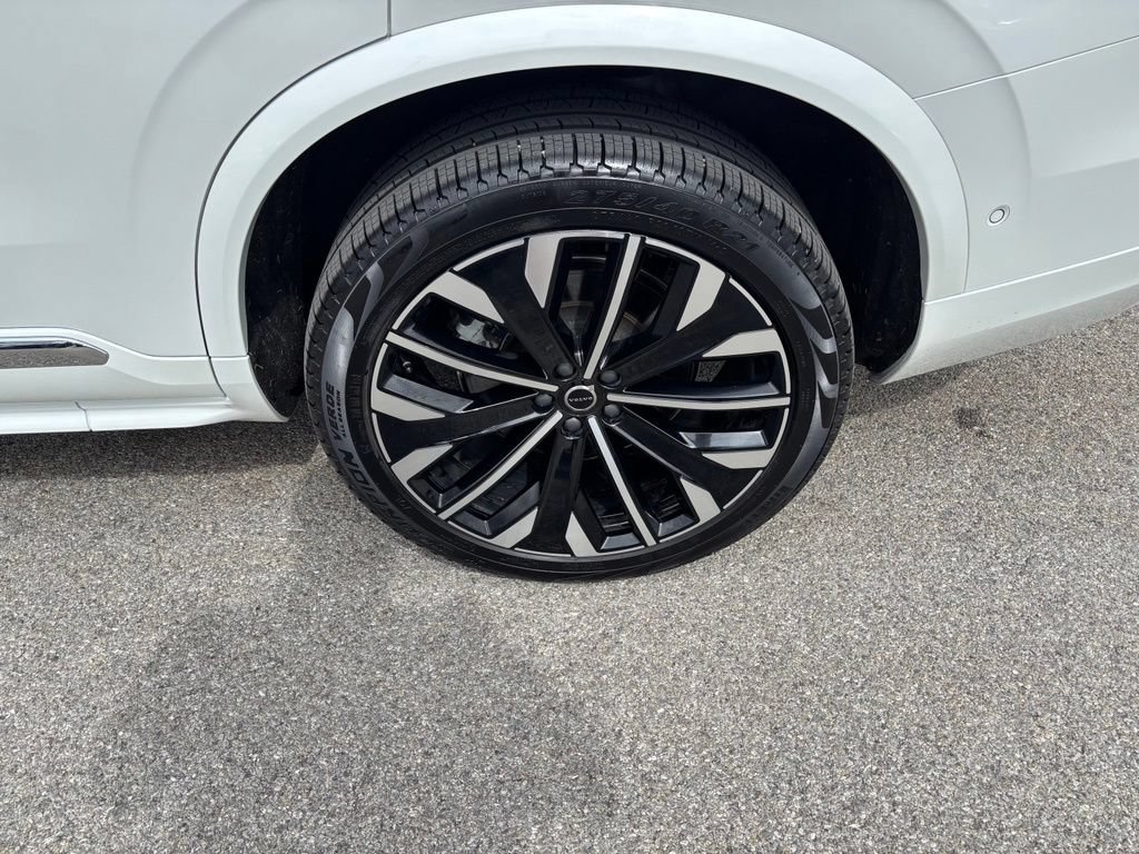 Used 2026 Volvo XC90 B6 Plus w/ Protection Package AWD/4WD image 35