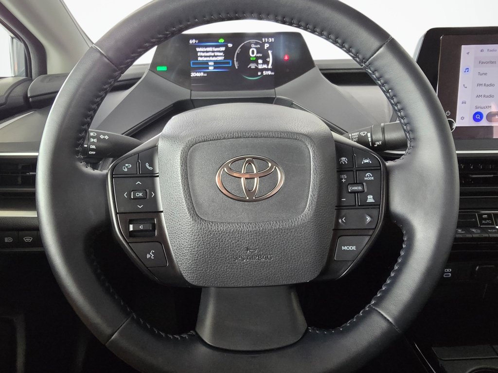 Used 2024 Toyota Prius LE FWD image 21