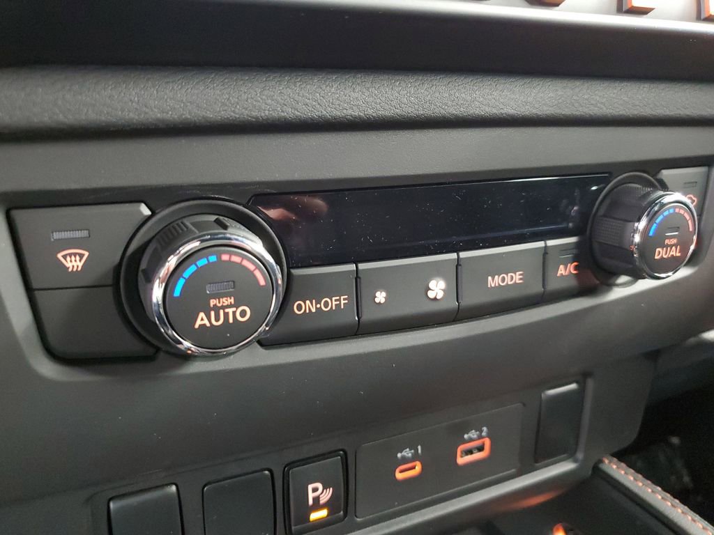 New 2025 Nissan Frontier PRO-4X image 18