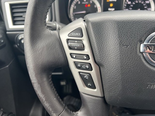 Used 2018 Nissan Titan SL w/ Midnight Edition image 29