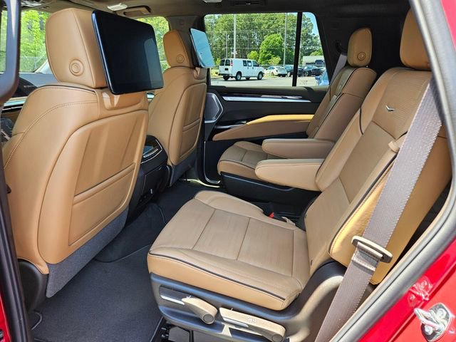 New 2026 Cadillac Escalade Luxury AWD/4WD image 10