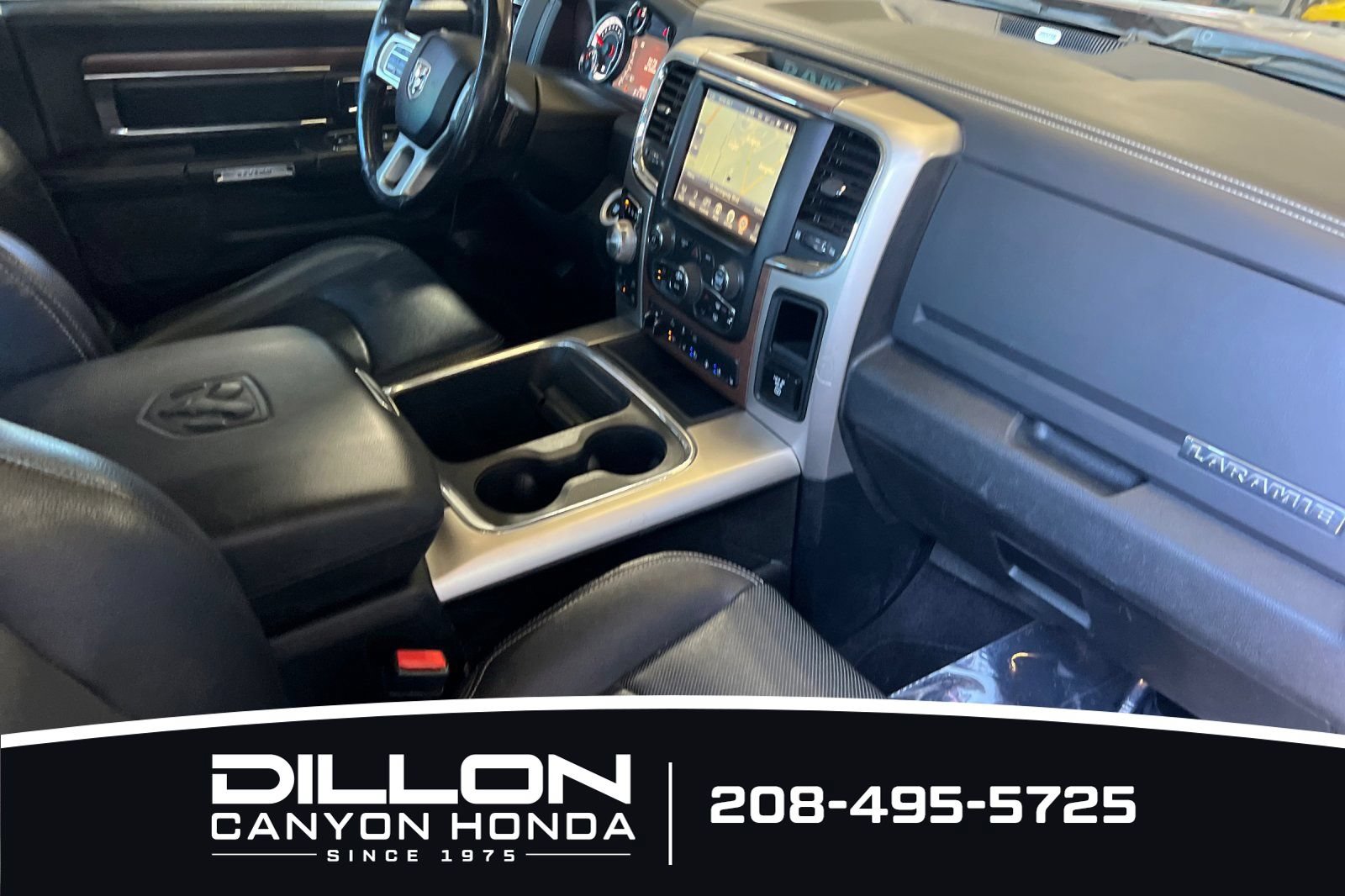 Used 2017 RAM 1500 Laramie w/ Convenience Group AWD/4WD image 16