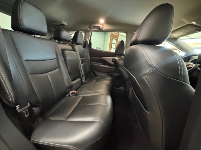 Used 2023 Nissan Murano SV AWD/4WD image 14