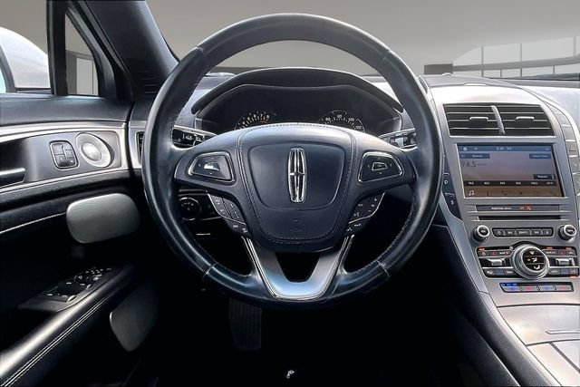 Used 2017 Lincoln MKZ Reserve w/ Luxury Package FWD image 8