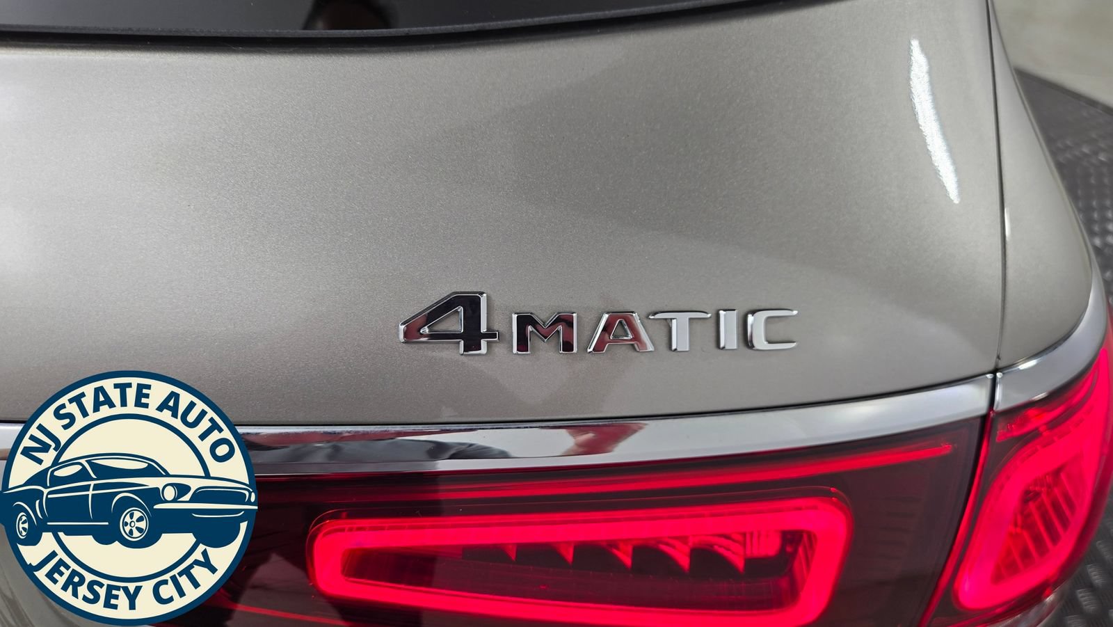 Used 2020 Mercedes-Benz GLS 450 4MATIC image 33