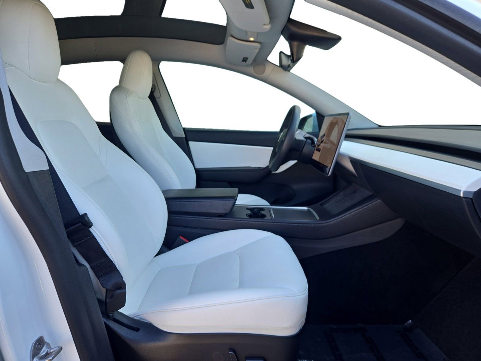 Used 2021 Tesla Model Y Long Range AWD/4WD image 23