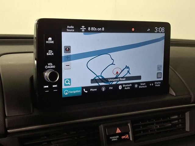 Used 2024 Honda Pilot Touring image 3