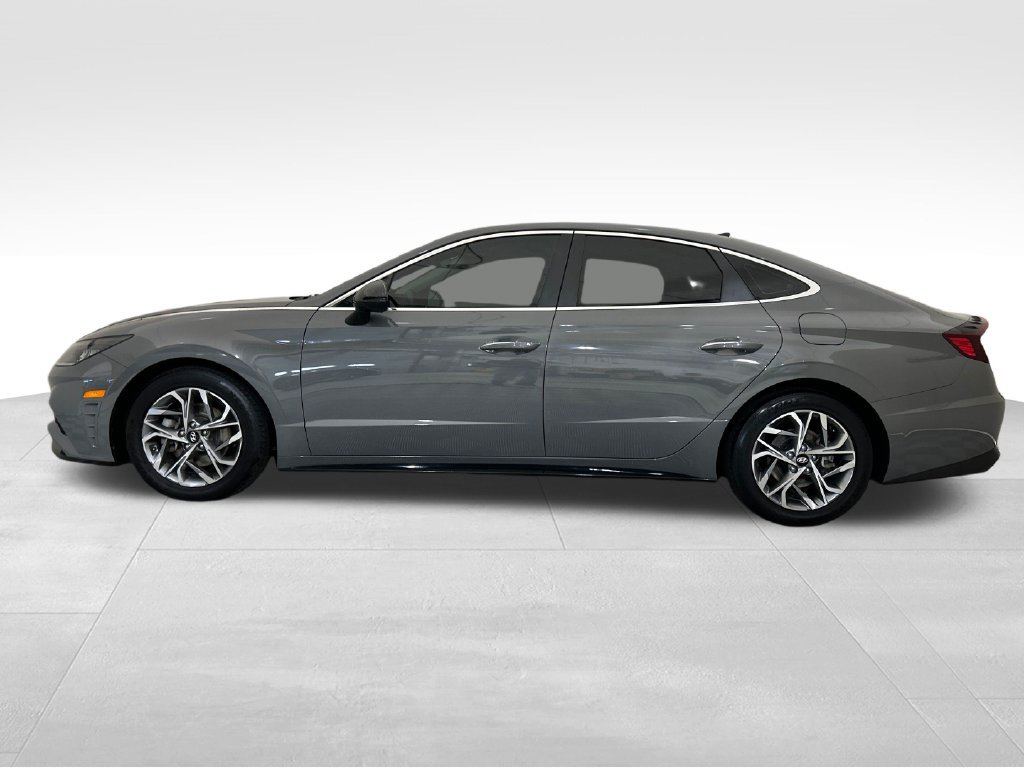 Used 2022 Hyundai Sonata SEL w/ Convenience Package FWD image 2