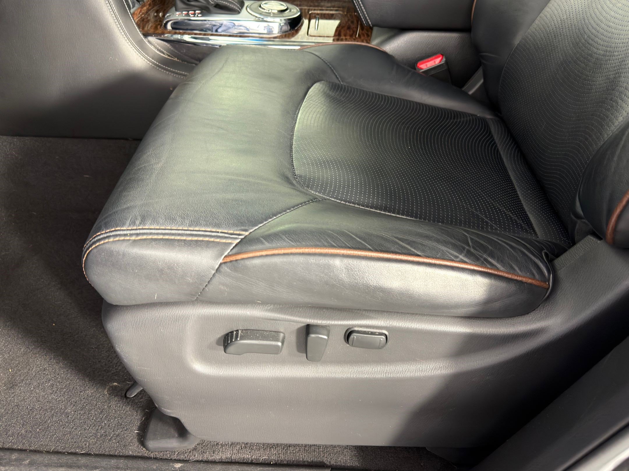 Used 2017 Nissan Armada Platinum w/ Captain Seat Package image 11