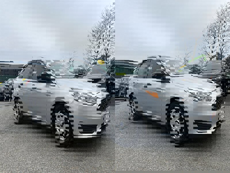 Used 2018 Ford Focus S image 3
