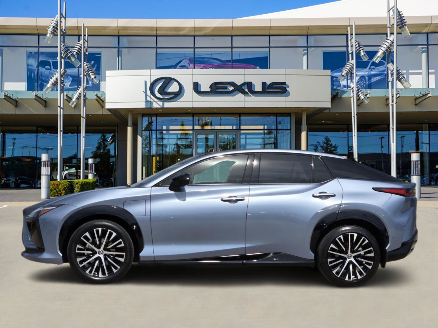 Used 2023 Lexus RZ 450e Premium w/ Technology Package image 3