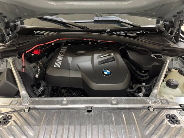 Used 2025 BMW X3 xDrive30i w/ Premium Package image 28