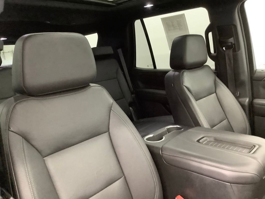Used 2022 Chevrolet Tahoe Z71 w/ Z71 Off-Road Package image 32