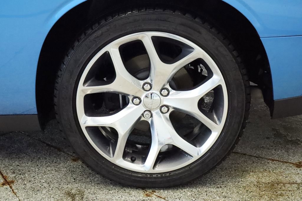 Used 2016 Dodge Challenger SXT Plus image 17