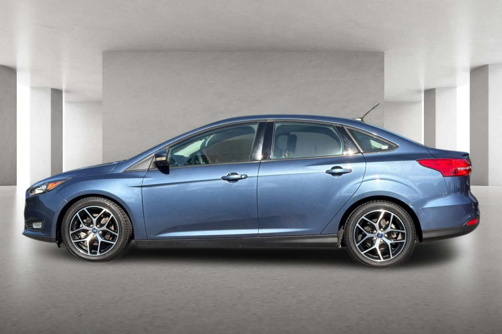 Used 2018 Ford Focus SEL FWD image 7